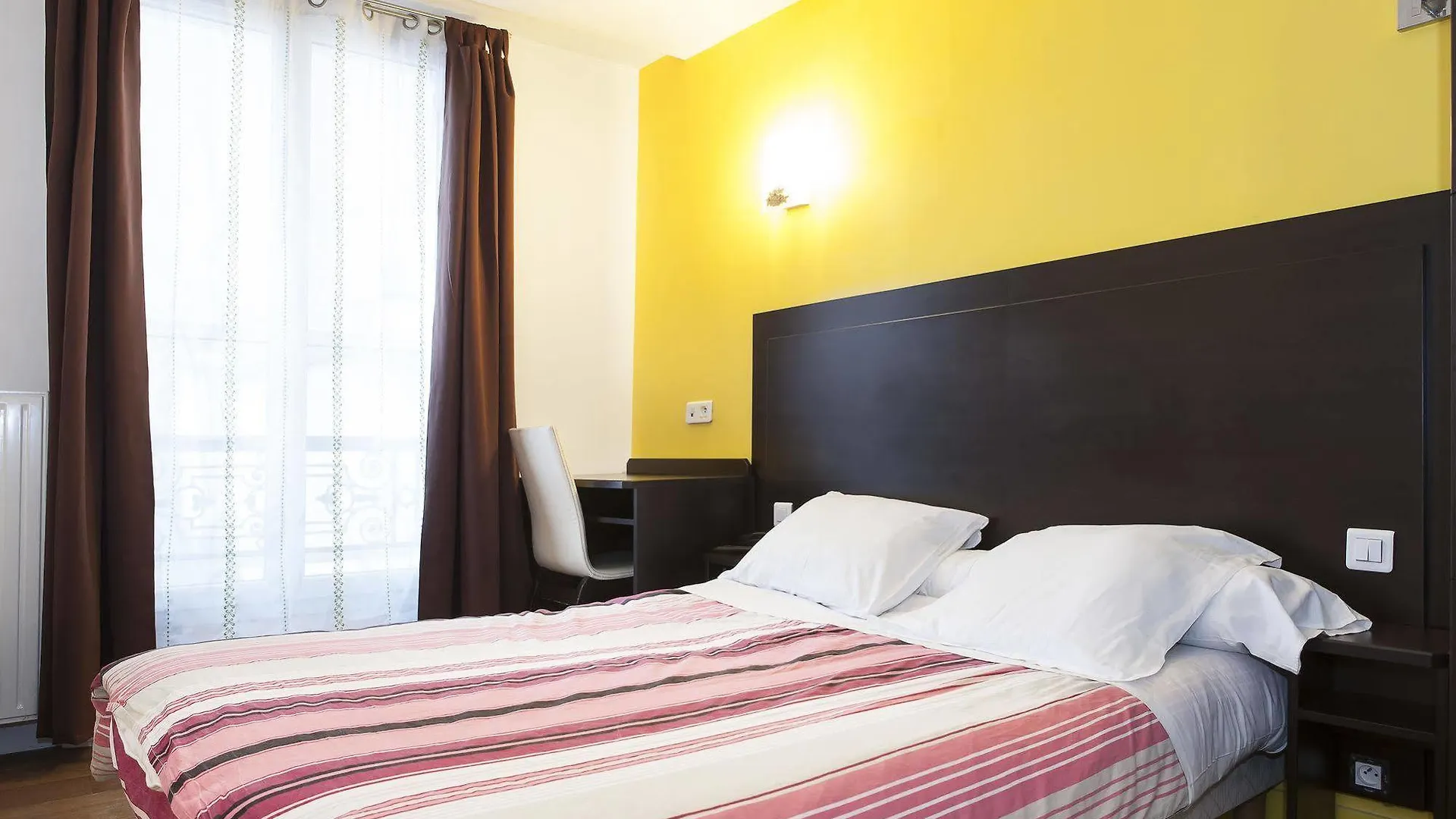 Le Myosotis Hotell Paris Frankrike
